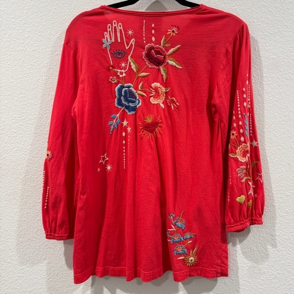 Johnny Was Embroidered Floral Heart Eyes Stars Pink Quarter Sleeves Boho Top XS - Picture 9 of 16